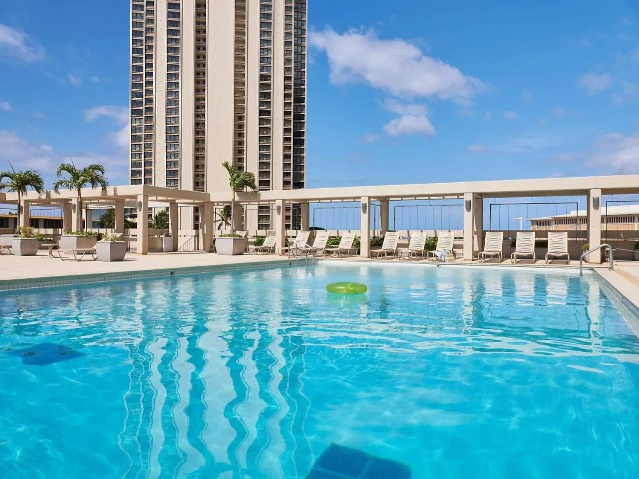 Ocean View Room At Ala Moana Fees Include ホノルル